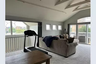 1619 N Farwell Ave #310, Milwaukee, WI 53202 - Photo 6