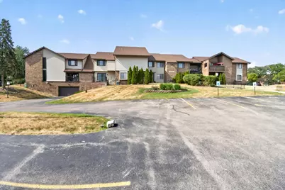 9034 W Lisbon Ave #32, Milwaukee, WI 53222 - Photo 10