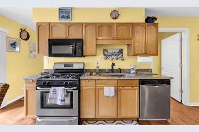 1115  Bonnie Brae Ln, Lake Geneva, WI 53147 - Photo 16
