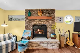 1115 Bonnie Brae Ln, Lake Geneva, WI 53147 - Photo 6