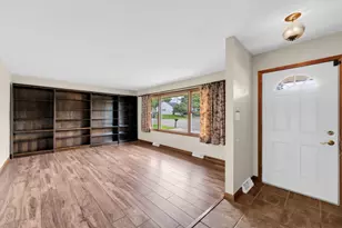 616 Briody St, Burlington, WI 53105 - Photo 4