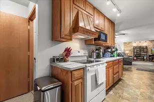 465 Neevel Ave, Waupun, WI 53963 - Photo 12