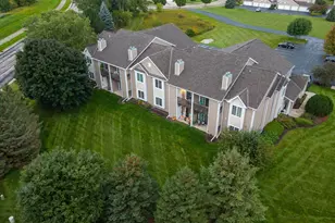 752 Bridlewood Dr, Hartford, WI 53027 - Photo 26