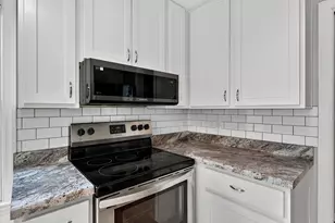3618 N 94th St, Milwaukee, WI 53222 - Photo 12