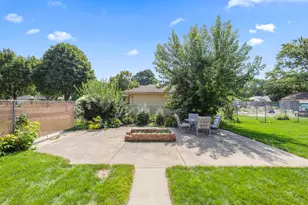 4319 N 74th St, Milwaukee, WI 53216 - Photo 16