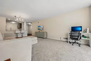 2525 S Shore Dr, Milwaukee, WI 53207 - Photo 4