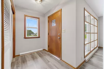 1604 N Green Bay Rd, Racine, WI 53406 - Photo 8