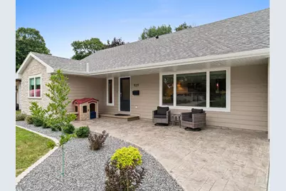 929 N 24th St, Manitowoc, WI 54220 - Photo 20
