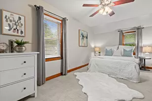 2380 N 115th St, Wauwatosa, WI 53226 - Photo 24