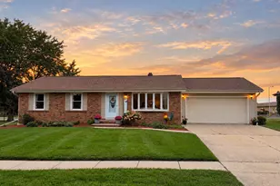 512 Westview Ave, Clinton, WI 53525 - Photo 1