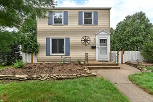 1018 E Wilbur Ave, Milwaukee, WI 53207 - Photo 2