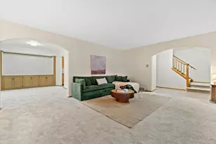 732 S 96th St, West Allis, WI 53214 - Photo 4