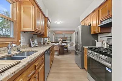 732 S 96th St, West Allis, WI 53214 - Photo 14