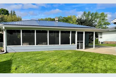 339  Spring St, Sheboygan Falls, WI 53085 - Photo 14