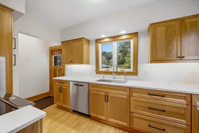 1305 S 124th St, Brookfield, WI 53005 - Photo 2