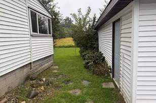 S99W20405 Parker Dr, Muskego, WI 53150 - Photo 8