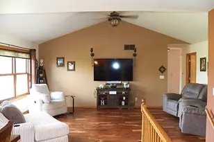 4502 Ridge Ct, Manitowoc, WI 54220 - Photo 2