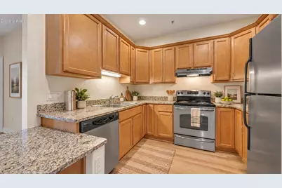 832 N 6th St #310, Sheboygan, WI 53081 - Photo 6