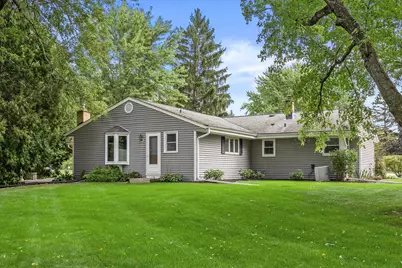 3275 S Thornapple Ln, New Berlin, WI 53146 - Photo 28