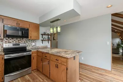 3147  Madison St, Waukesha, WI 53188 - Photo 12