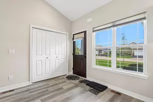 6661 105th St, Pleasant Prairie, WI 53158 - Photo 4