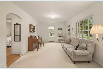 3514  Lucia Crst, Madison, WI 53705 - Photo 4