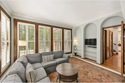 3529 N Summit Ave, Shorewood, WI 53211 - Photo 8