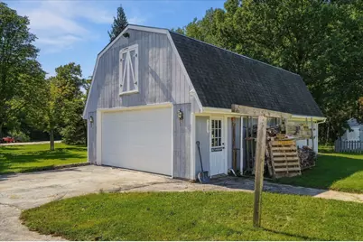 1582  Edgewater Ct, Grafton, WI 53024 - Photo 30