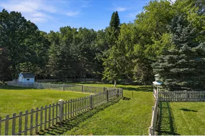 1582  Edgewater Ct, Grafton, WI 53024 - Photo 40