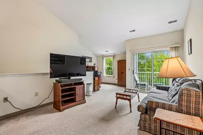 2732  Northview Rd #94, Waukesha, WI 53188 - Photo 4