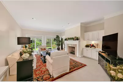 2636 W Lake Forest Ct, Mequon, WI 53092 - Photo 4