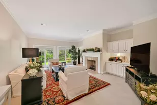 2636 W Lake Forest Ct, Mequon, WI 53092 - Photo 4