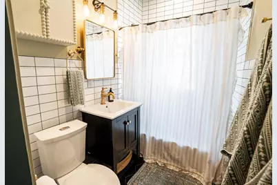 5861 N Bay Ridge Ave, Whitefish Bay, WI 53217 - Photo 34