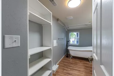 615 N 4th St, Watertown, WI 53098 - Photo 6