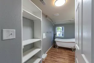 615 N 4th St, Watertown, WI 53098 - Photo 6