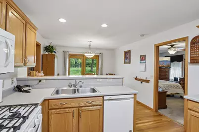 1110  Gruennert Ct, Jefferson, WI 53549 - Photo 18