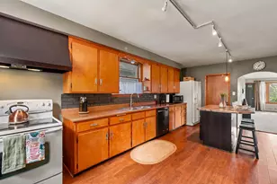 502 Union St, Hartford, WI 53027 - Photo 10