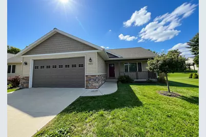 4023  Spring Ct, Sheboygan, WI 53083 - Photo 1