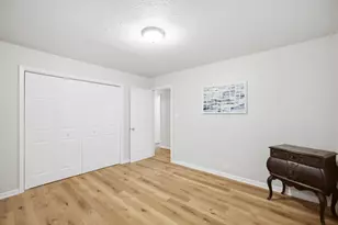 10325 W Silver Spring Dr, Milwaukee, WI 53225 - Photo 16