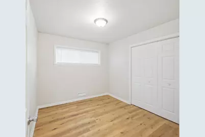 10325 W Silver Spring Dr, Milwaukee, WI 53225 - Photo 12