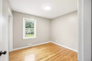 6826 W Congress St, Milwaukee, WI 53218 - Photo 10