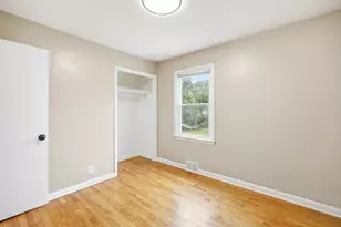 6826 W Congress St, Milwaukee, WI 53218 - Photo 12