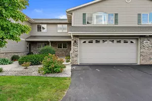 686 Stoney Creek Ct, West Bend, WI 53095 - Photo 1