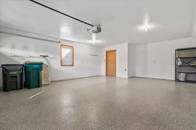 686  Stoney Creek Ct #2, West Bend, WI 53095 - Photo 22