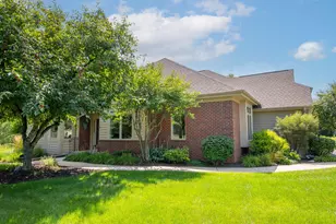 10820 N Essex Dr, Mequon, WI 53092 - Photo 30