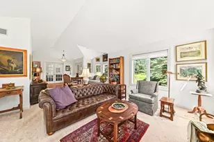 10820 N Essex Dr, Mequon, WI 53092 - Photo 8