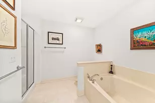 10820 N Essex Dr, Mequon, WI 53092 - Photo 18