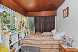 3329 Harrison St, Racine, WI 53139 - Photo 8