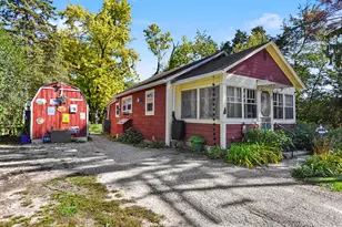 3329 Harrison St, Racine, WI 53139 - Photo 4