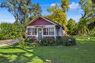 3329 Harrison St, Racine, WI 53139 - Photo 2